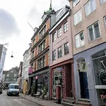 Super Cozy Apartment In Downtown Cph